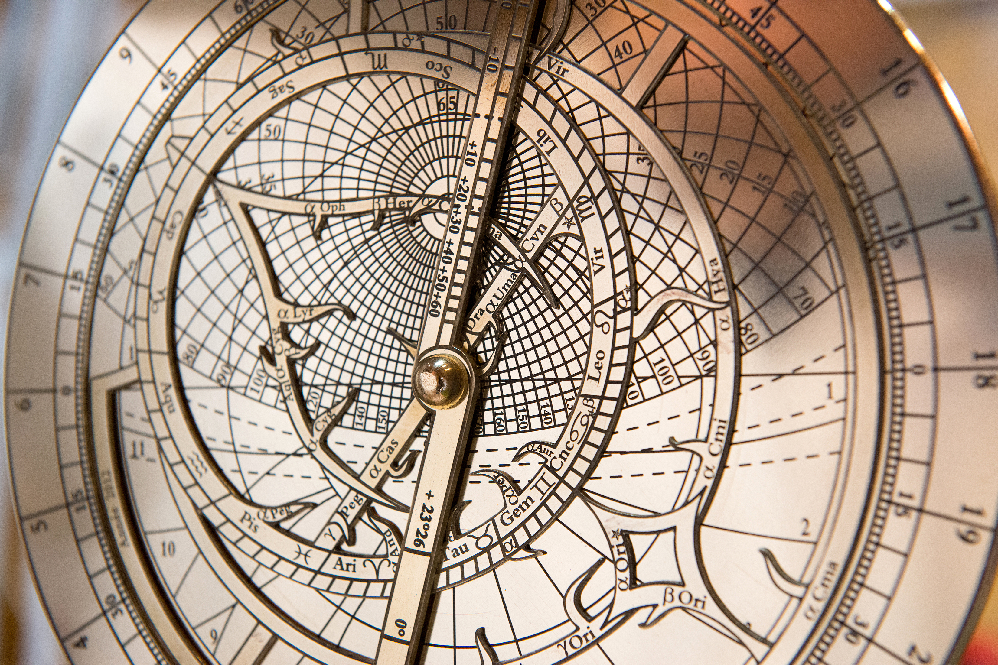 Face avant d'un astrolabe
